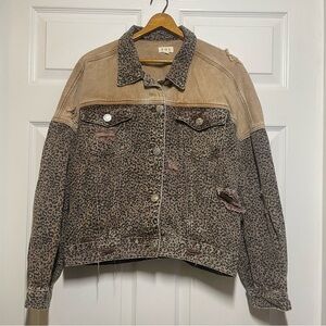 POL Womens Large Distressed Button Up Denim Jacket Brown Cheetah Print Pockets